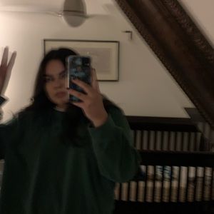 Meet your Posher, Alyssa